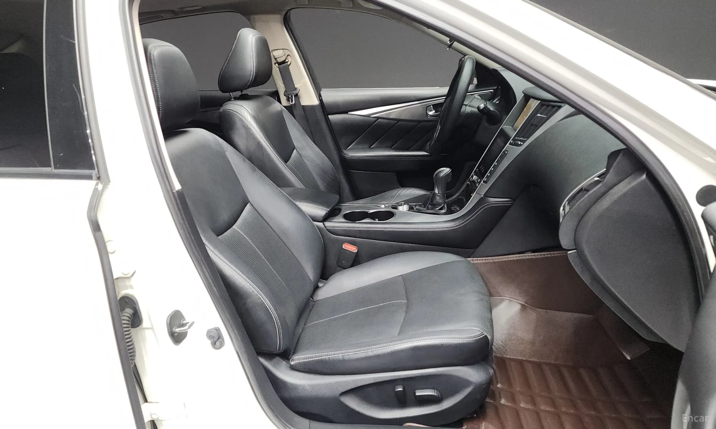Q50