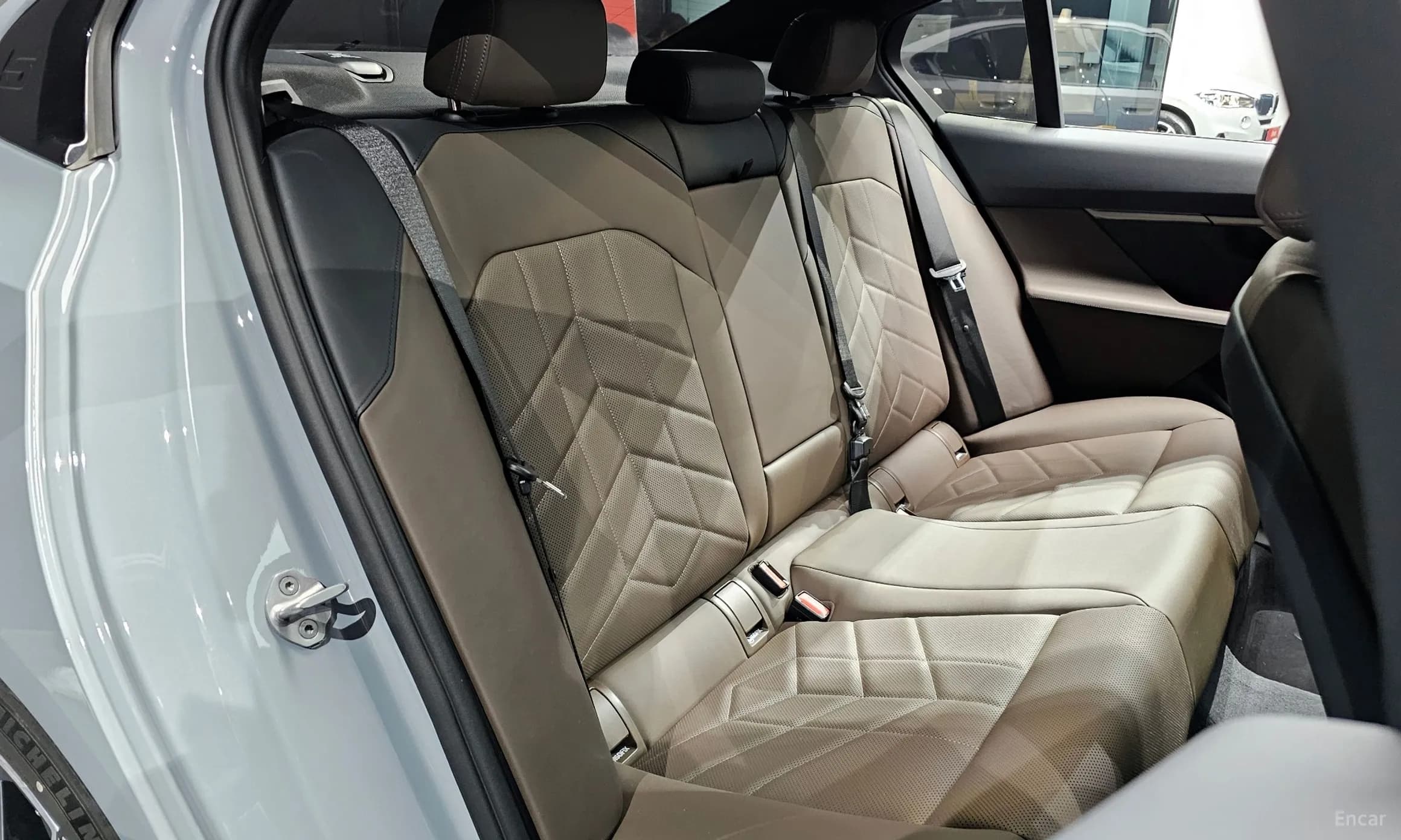 5 Series (G60)
