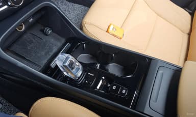 XC40