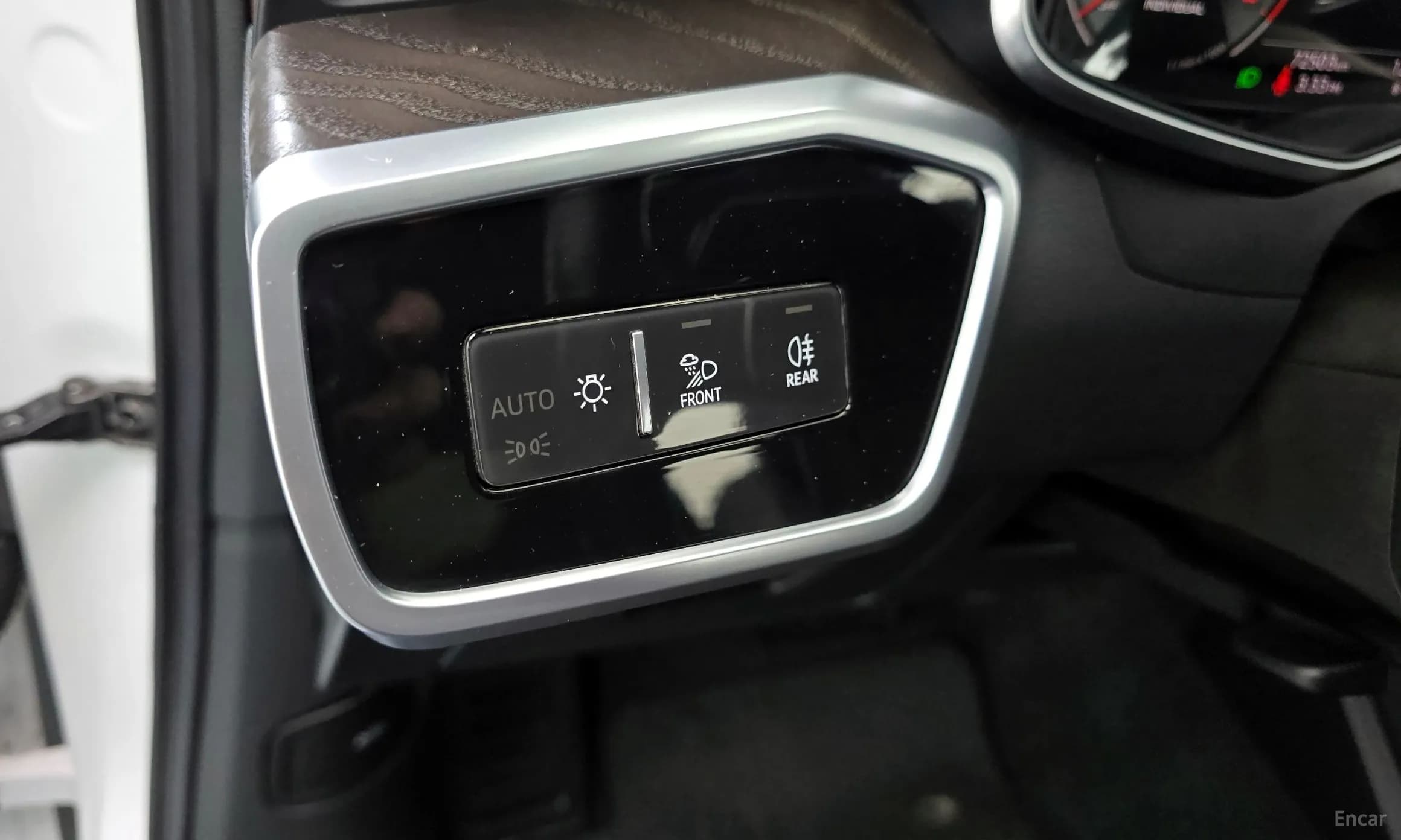 A6 (C8)