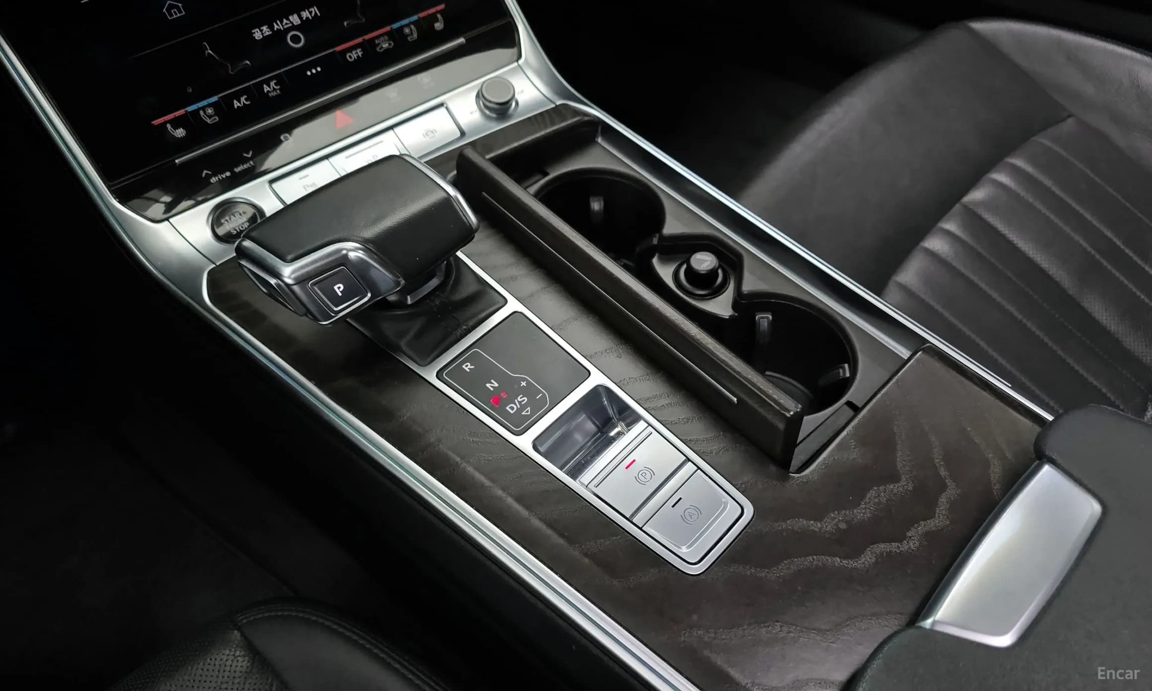 A6 (C8)