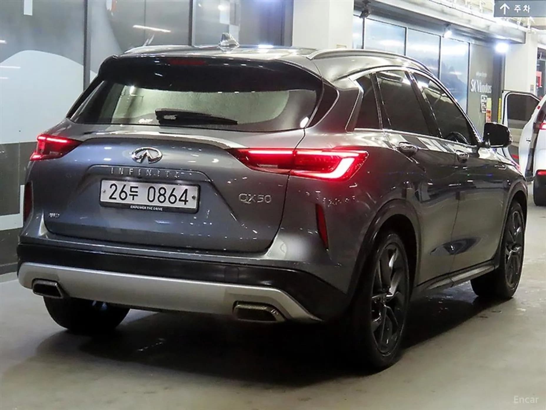 QX50 (P71A)