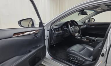 New ES300h