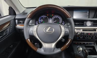 New ES300h