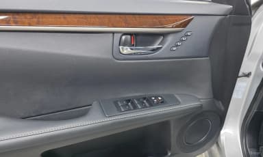 New ES300h