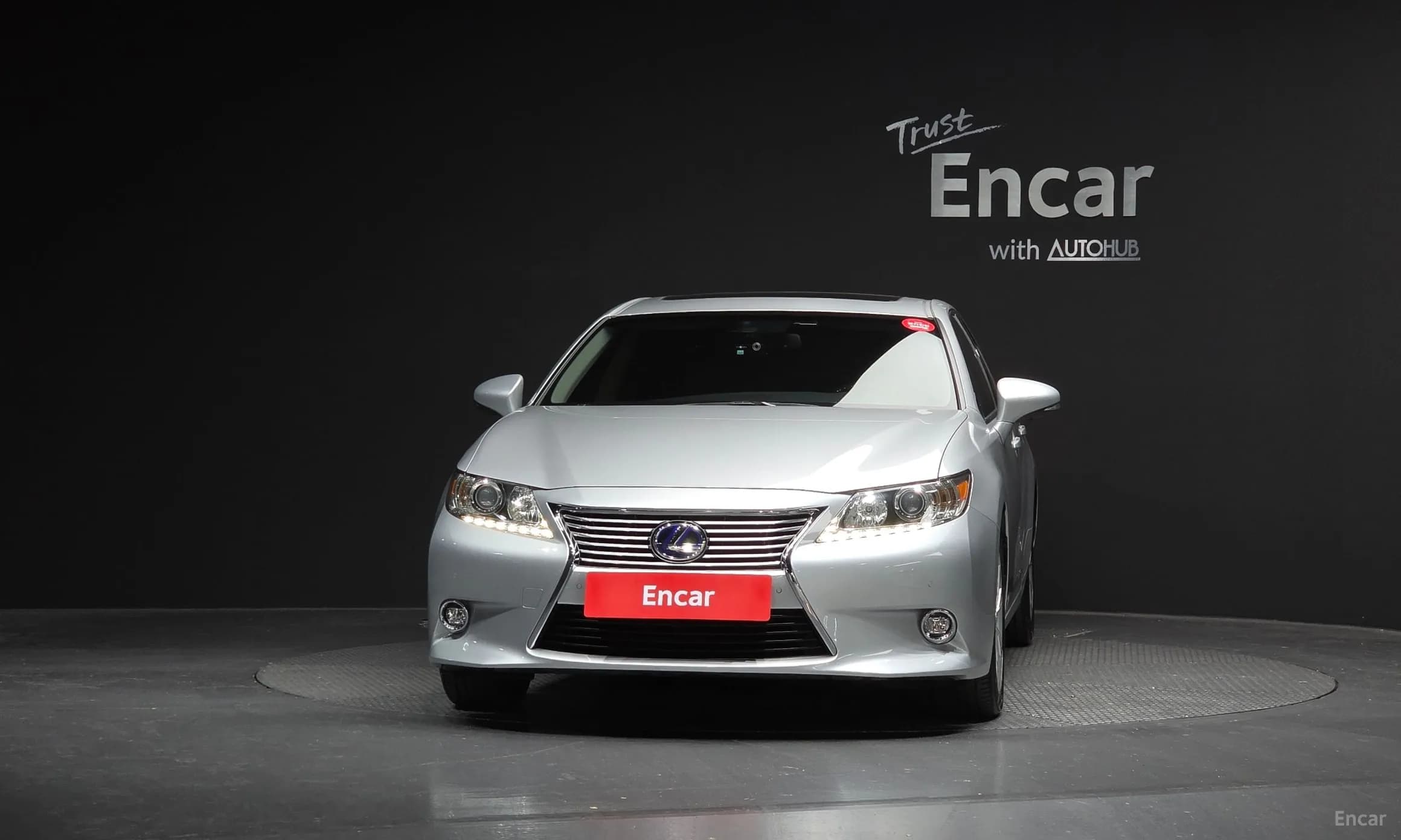 New ES300h