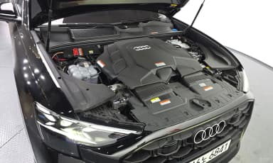 Q8 (4M)