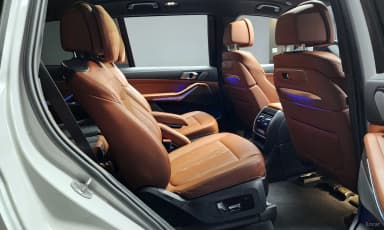 X7 (G07)