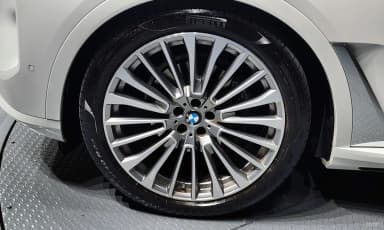 X7 (G07)