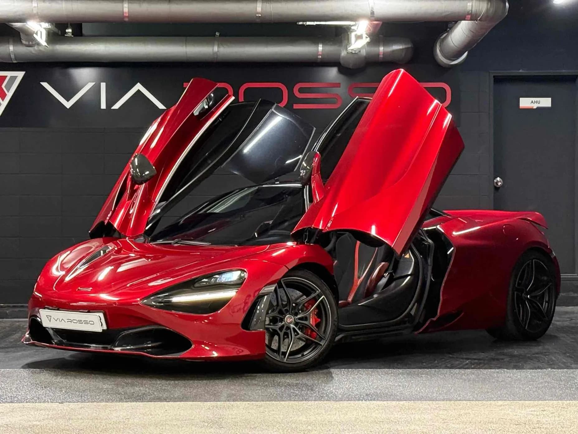 720S