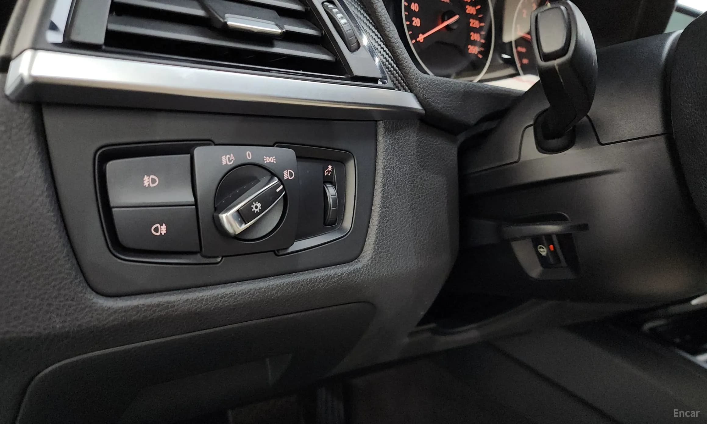 Series 4 (F32)