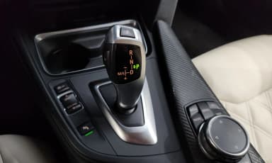 Series 4 (F32)