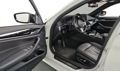 5 Series (G30)