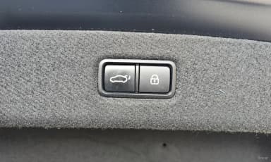 EQ900
