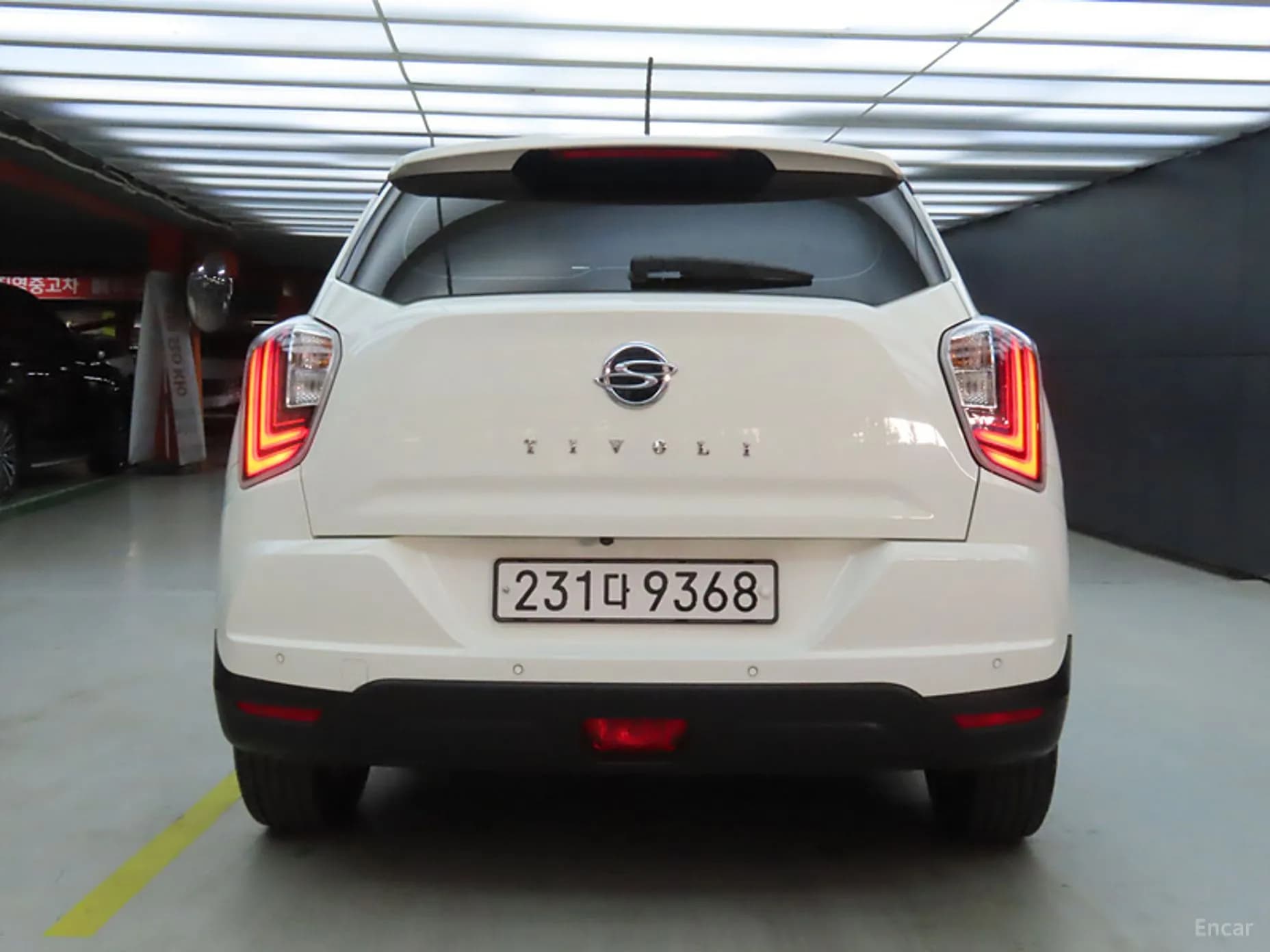 Berry New Tivoli