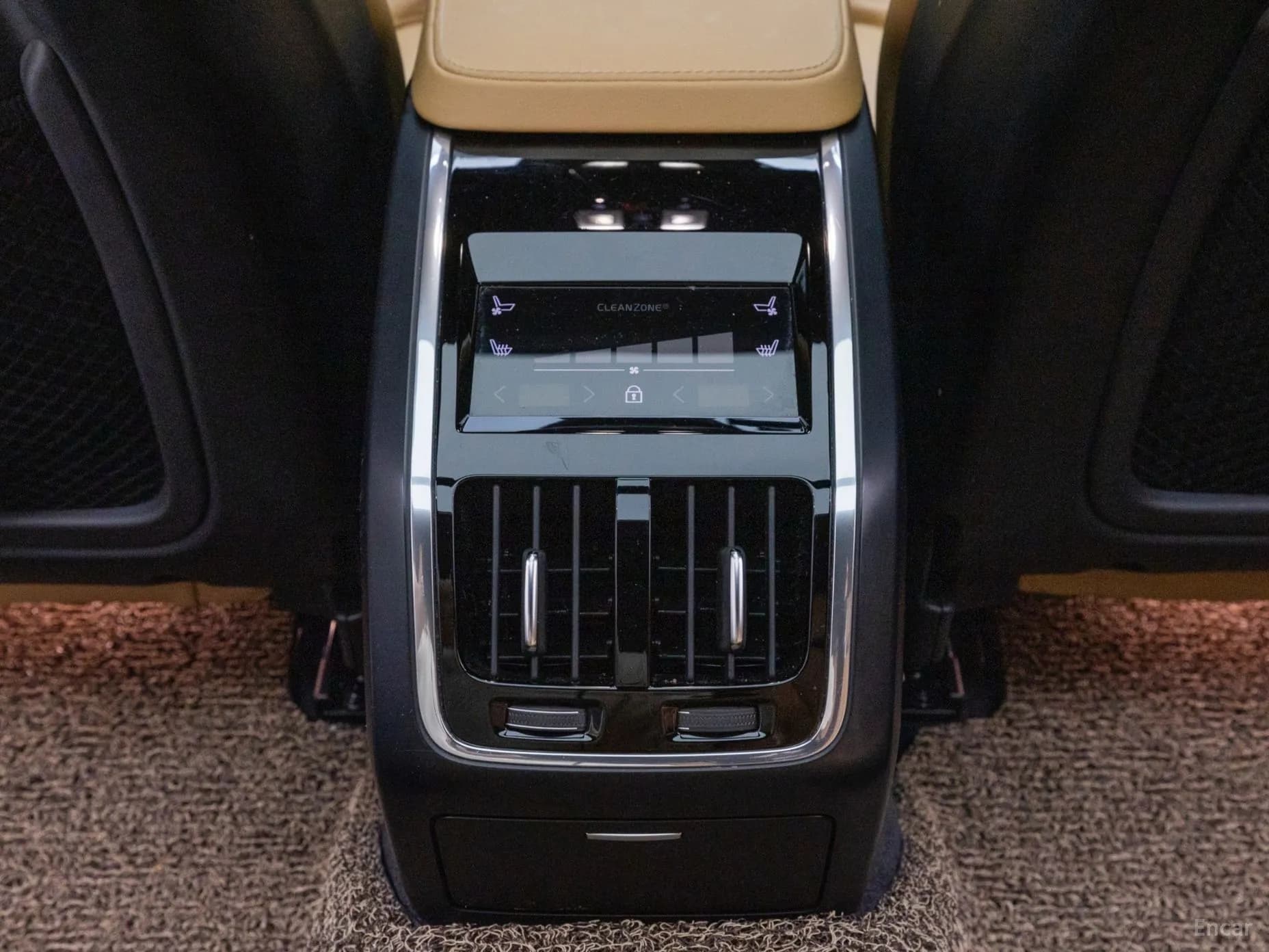 S90