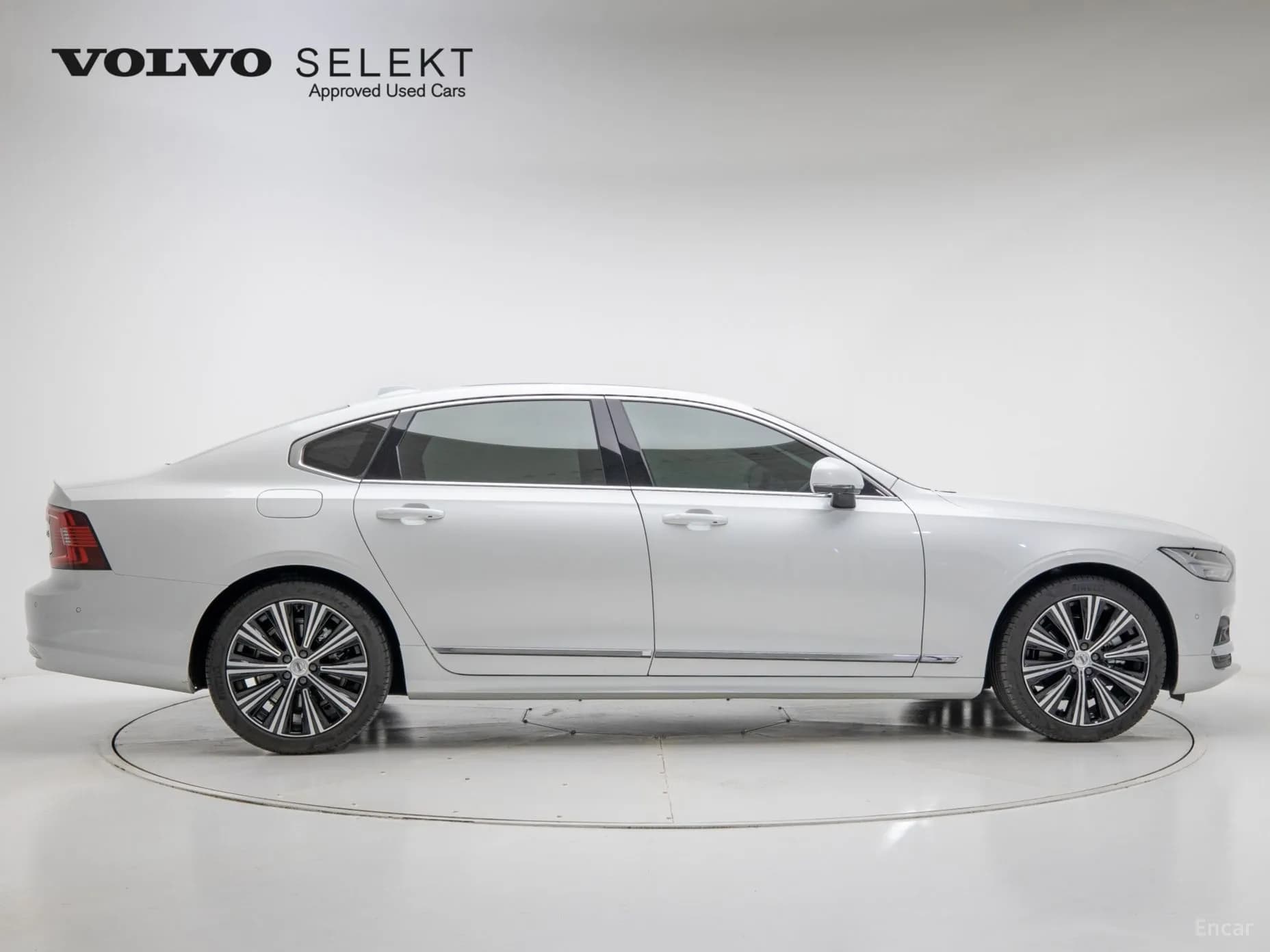 S90