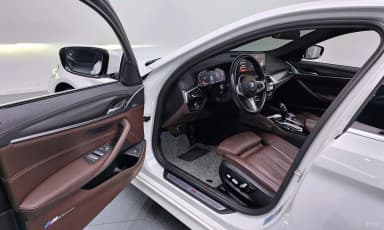 5 Series (G30)
