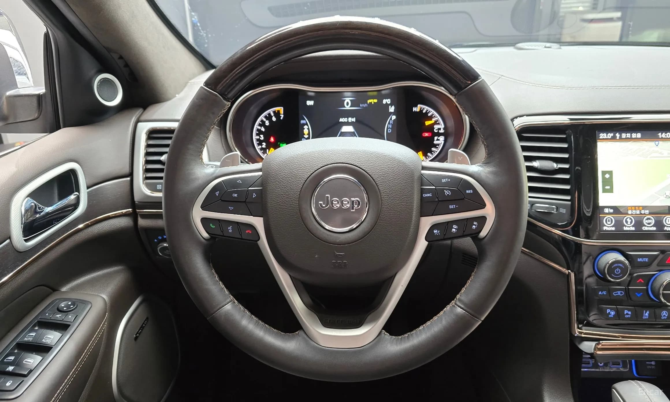 Grand Cherokee