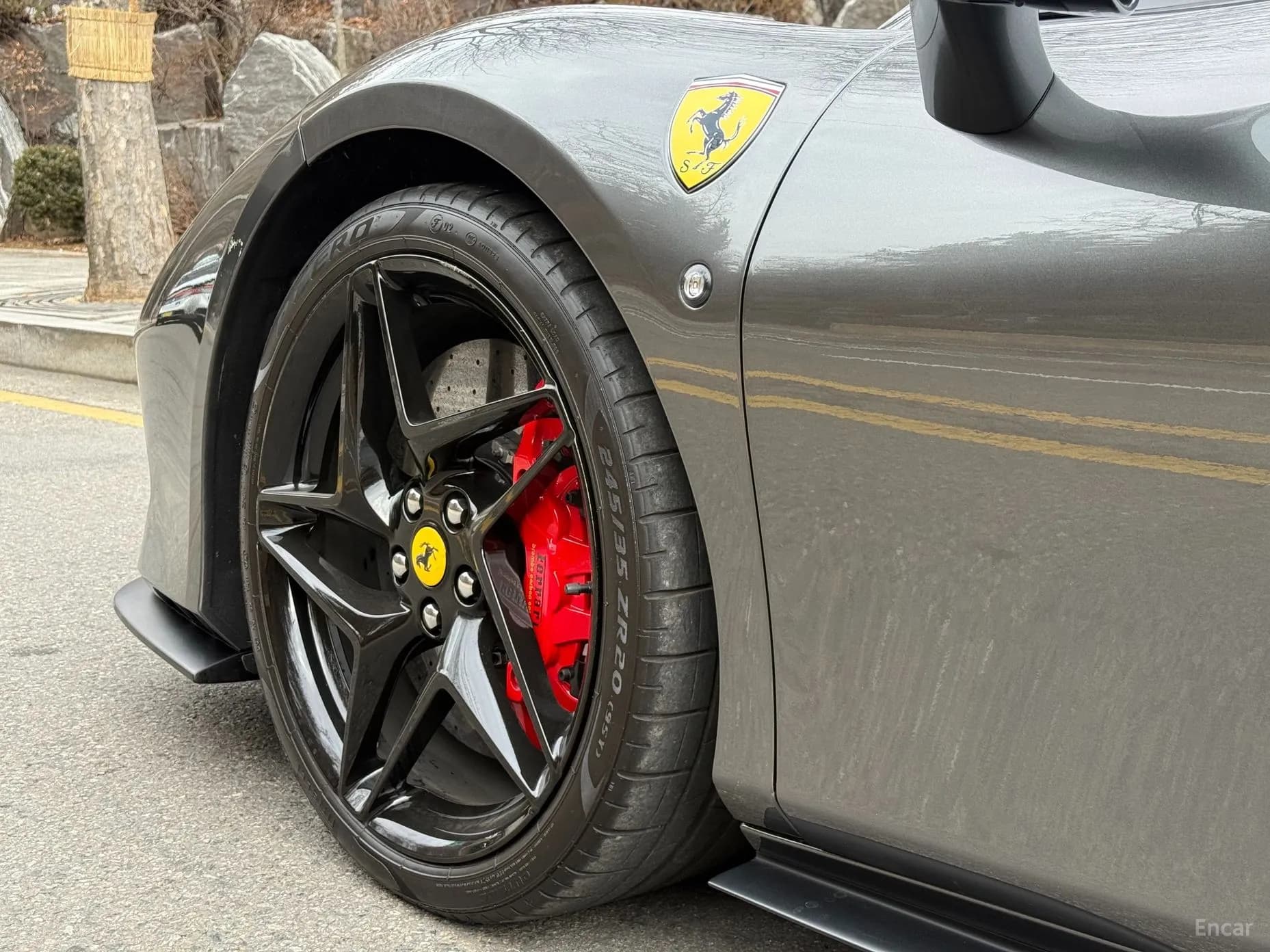 F8 Spider