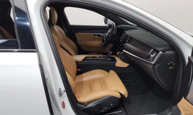 V90 Cross Country
