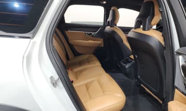 V90 Cross Country