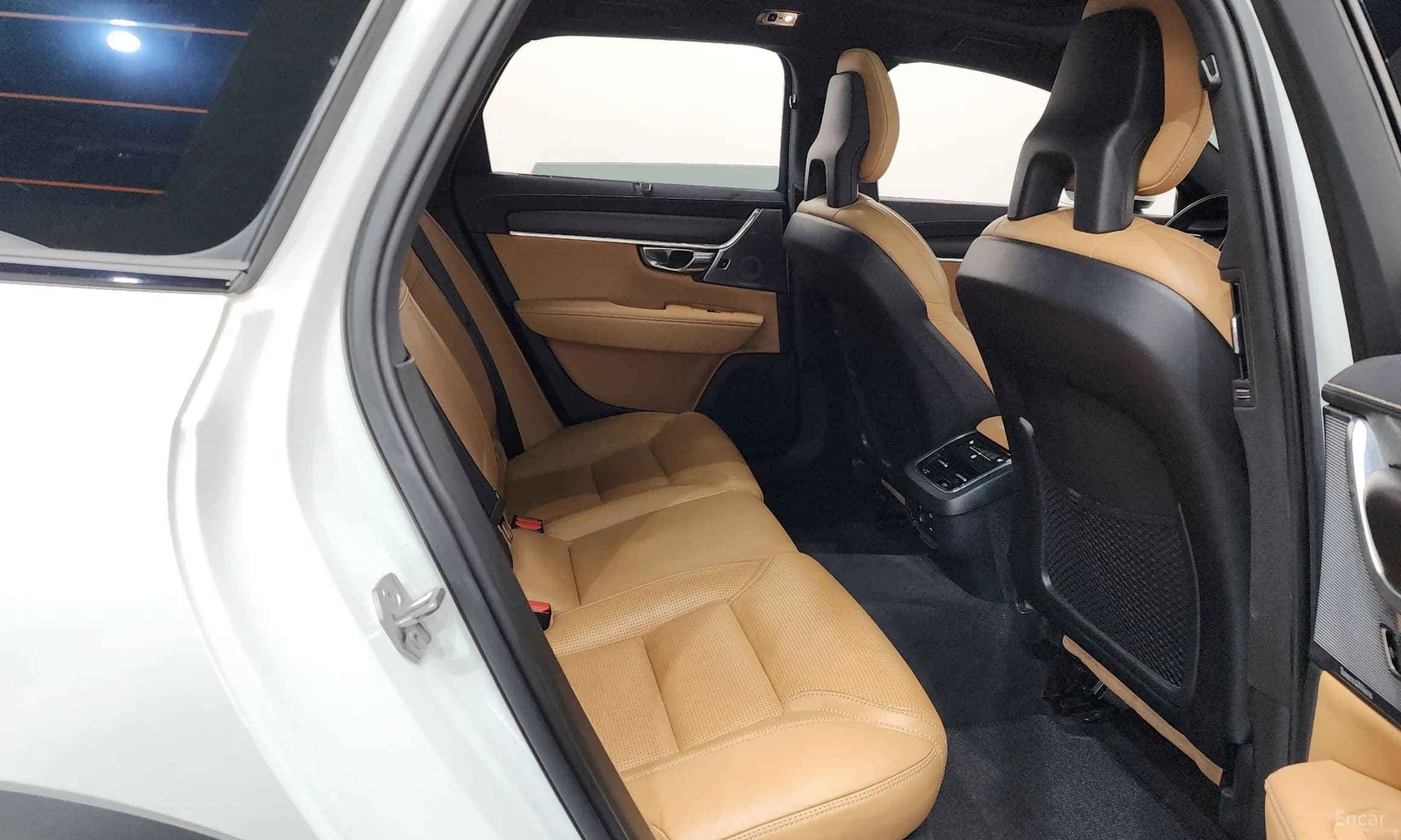 V90 Cross Country