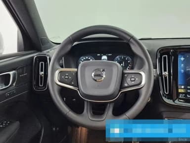 XC40