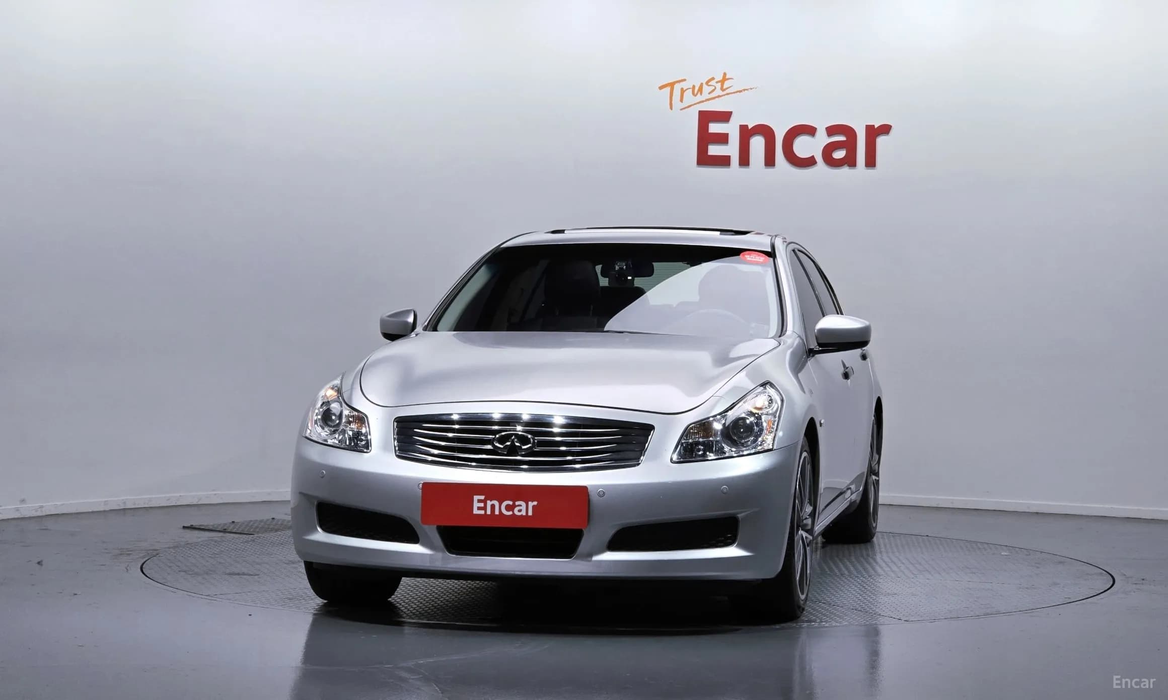 G37