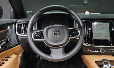 S90