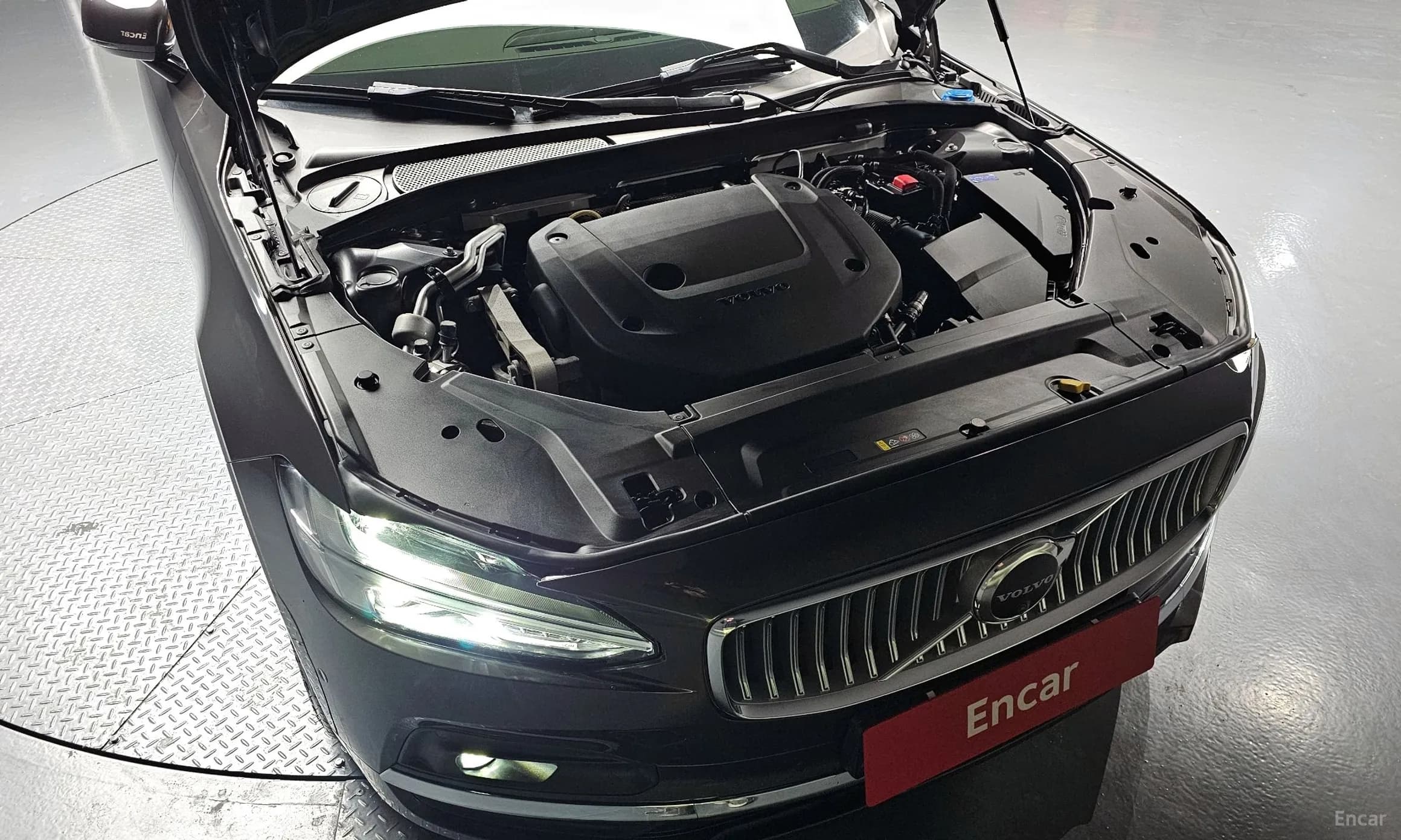 S90