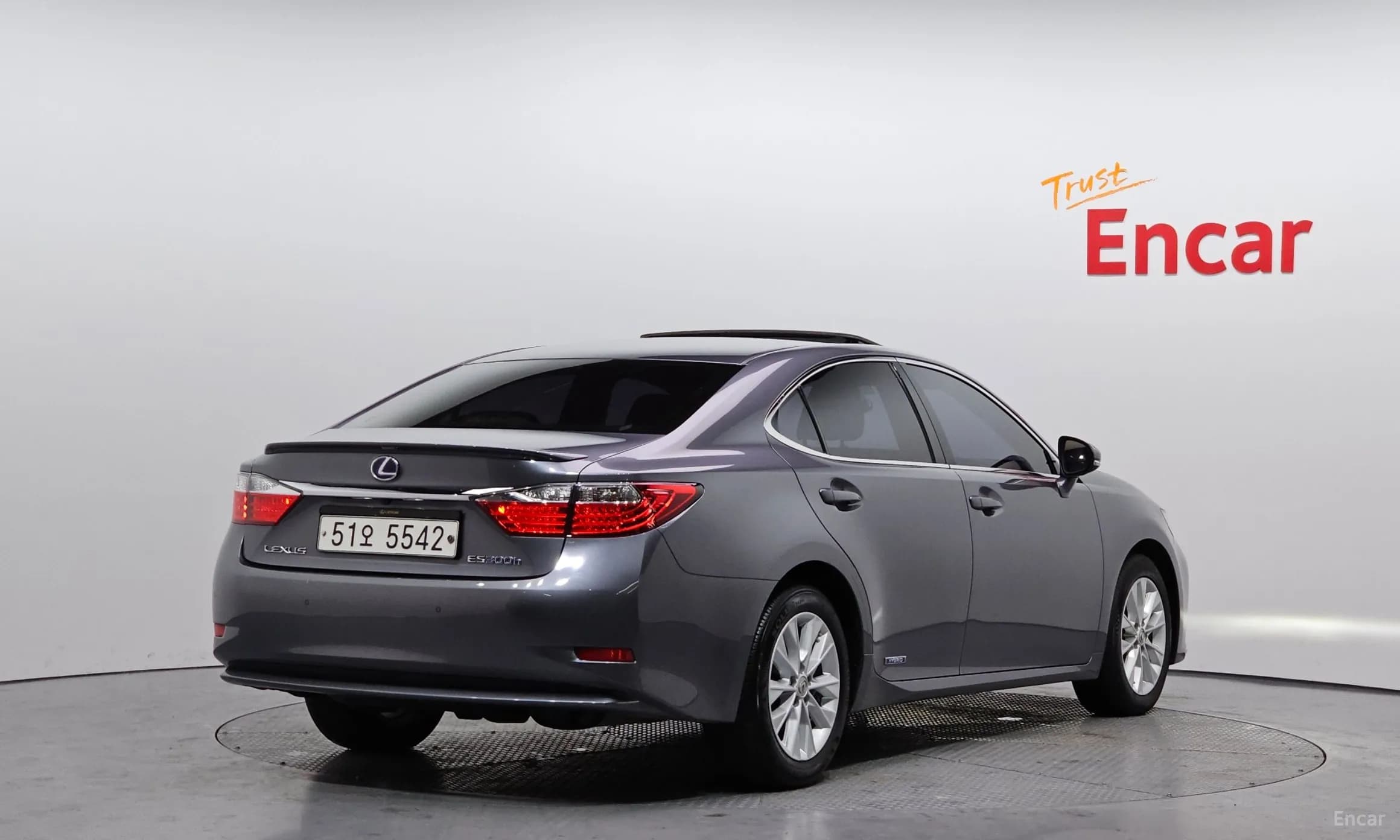 New ES300h