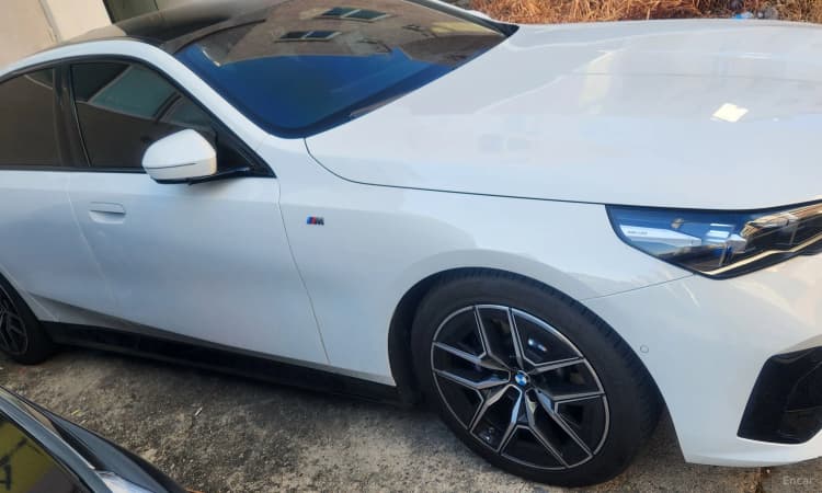 5 Series (G60)