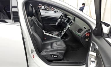S60