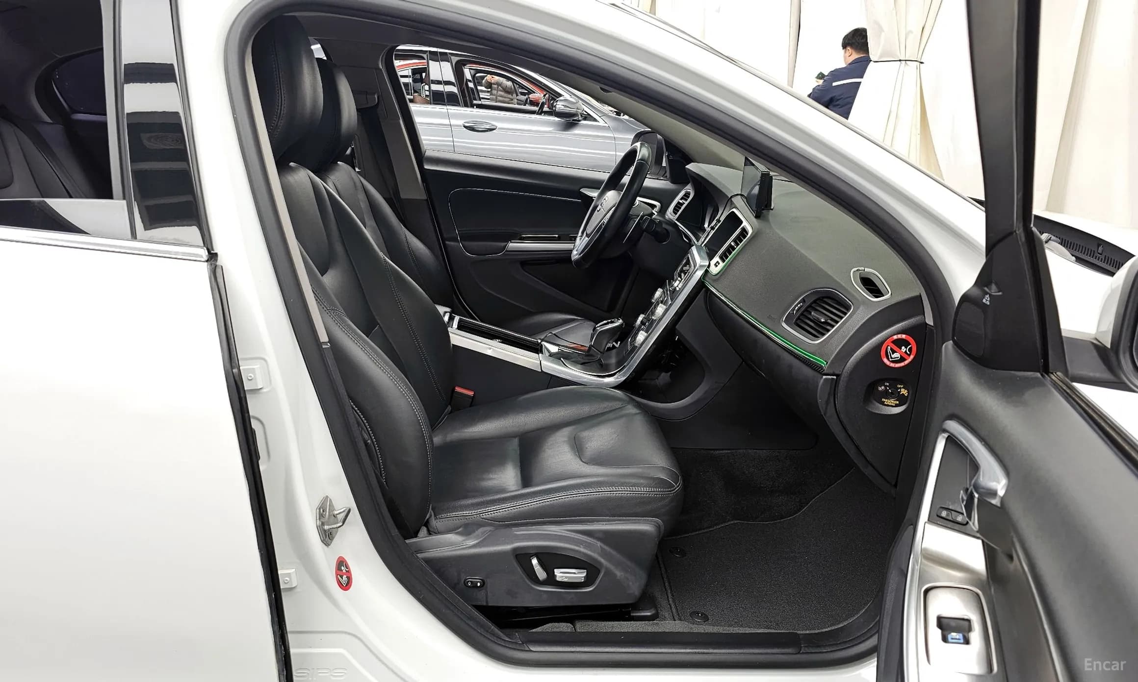 S60