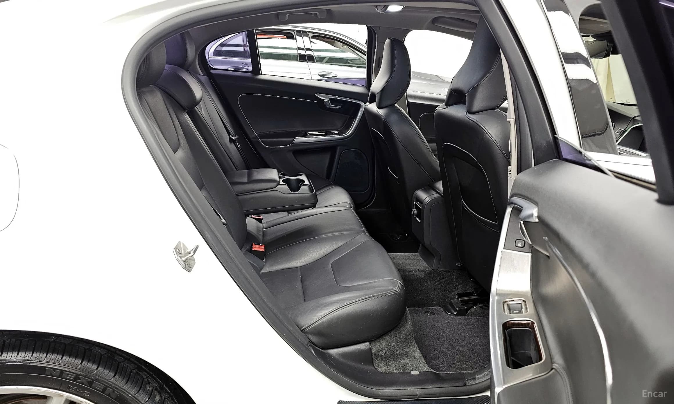 S60