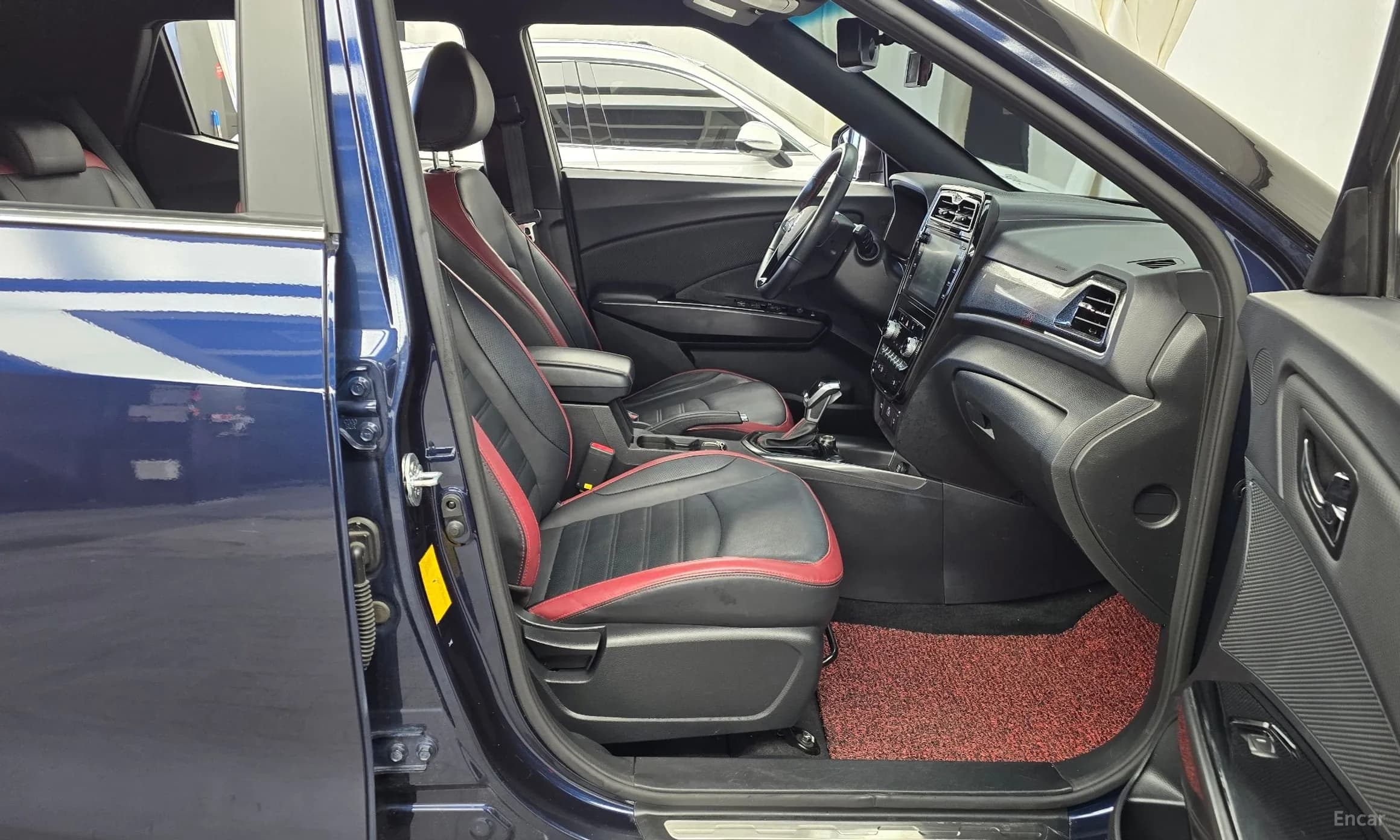 Berry New Tivoli