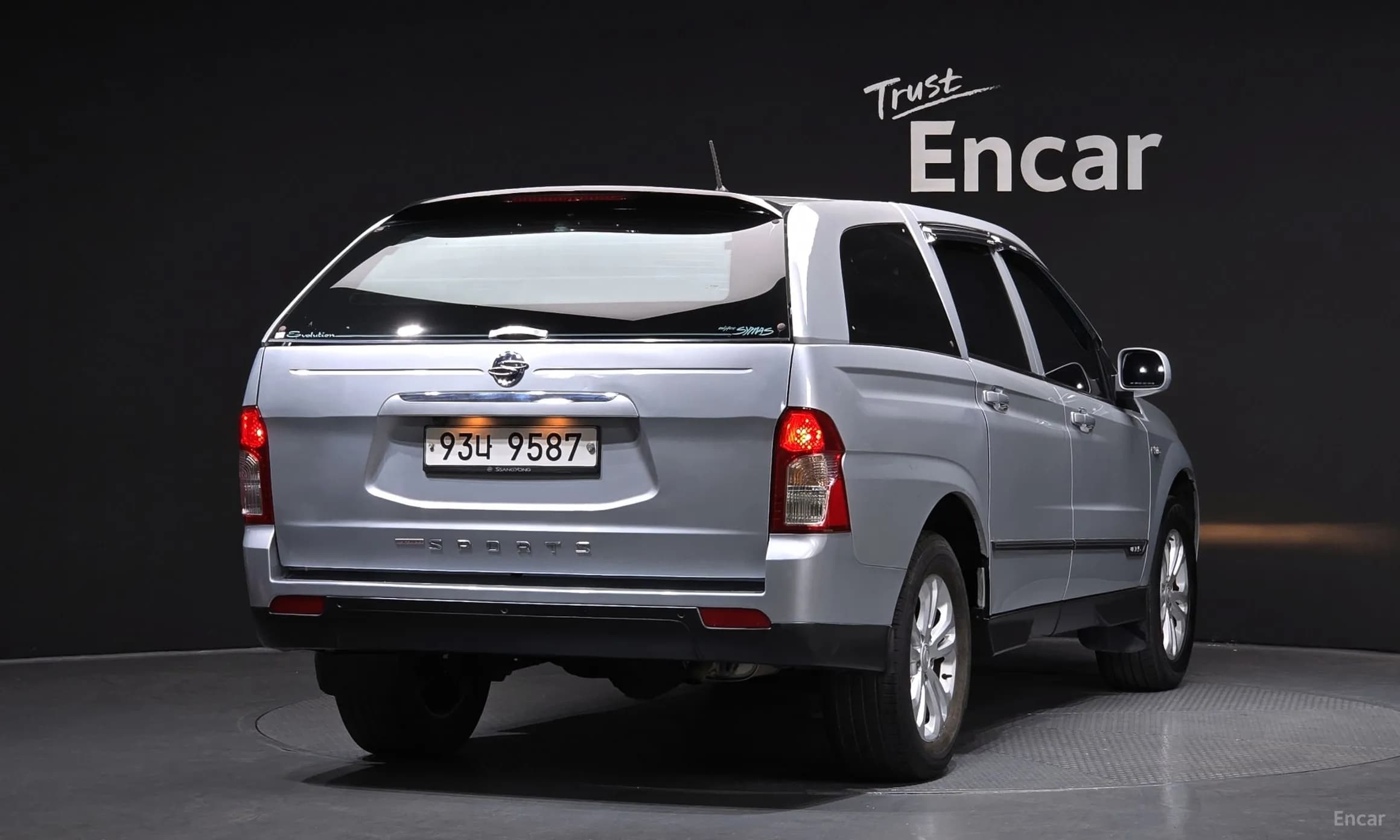 Korando Sports