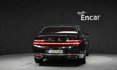 G90