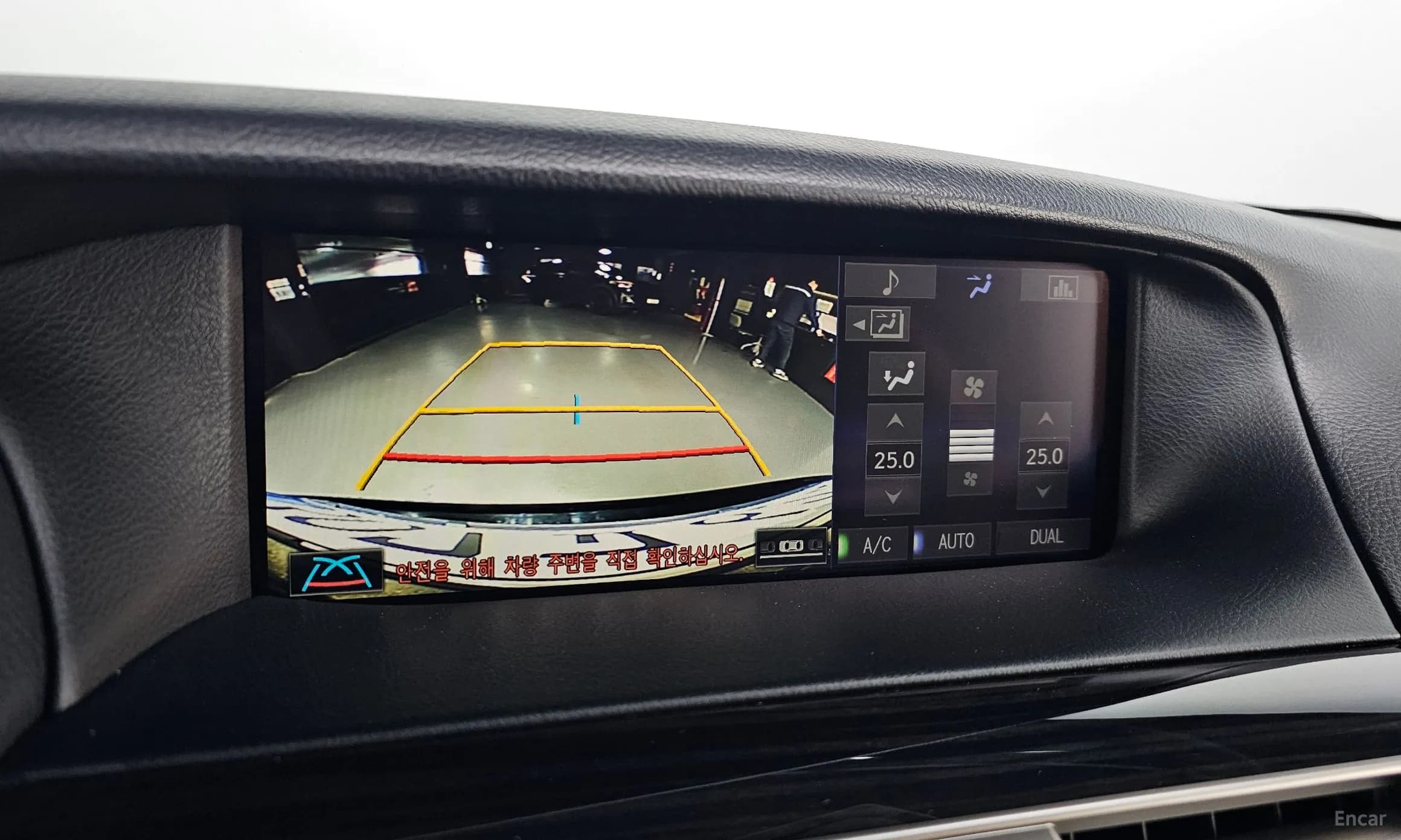 LS460