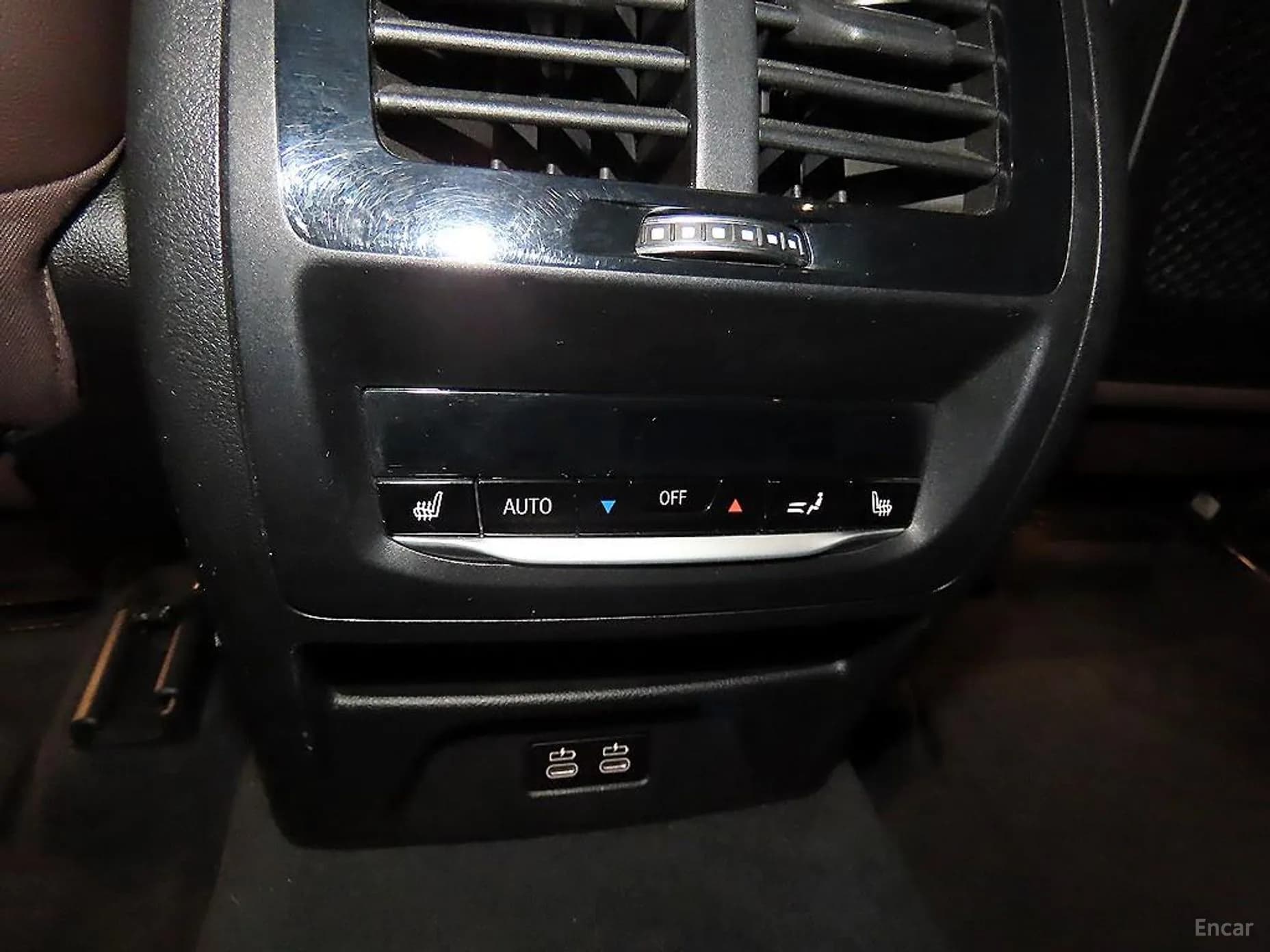X4 (G02)