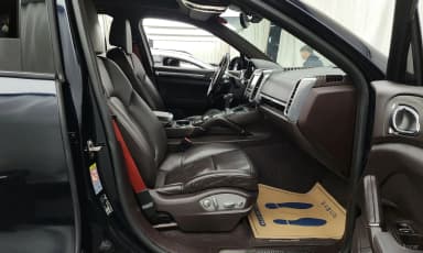 New Cayenne