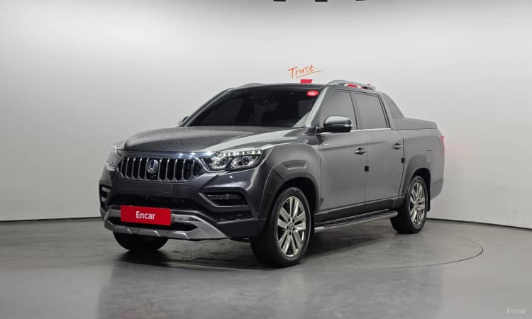 Rexton Sports Khan