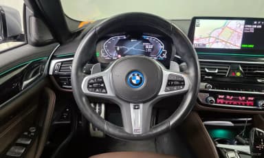 5 Series (G30)