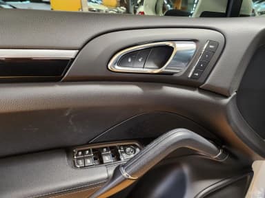 New Cayenne