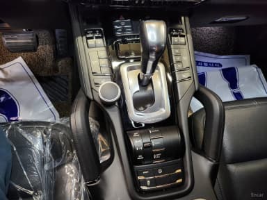 New Cayenne