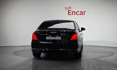 EQ900