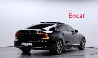 S90