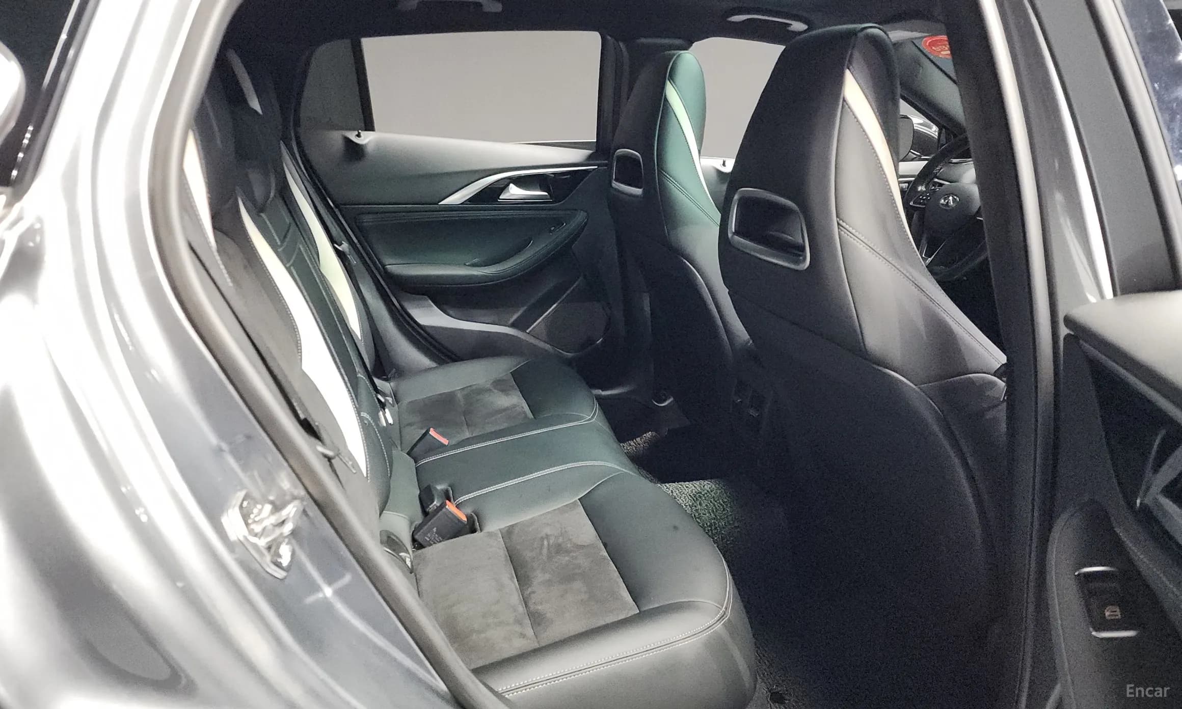 Q30