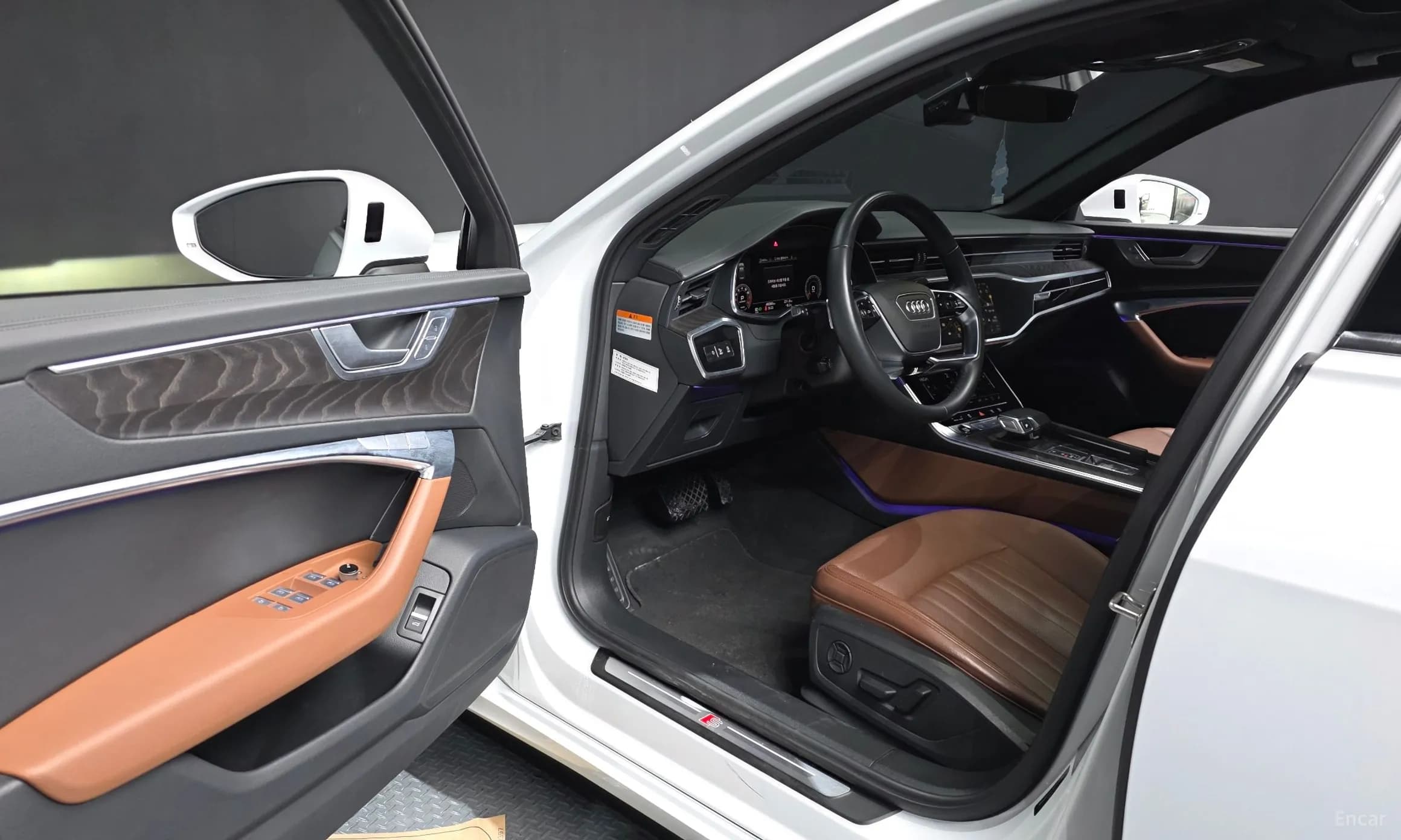 A6 (C8)
